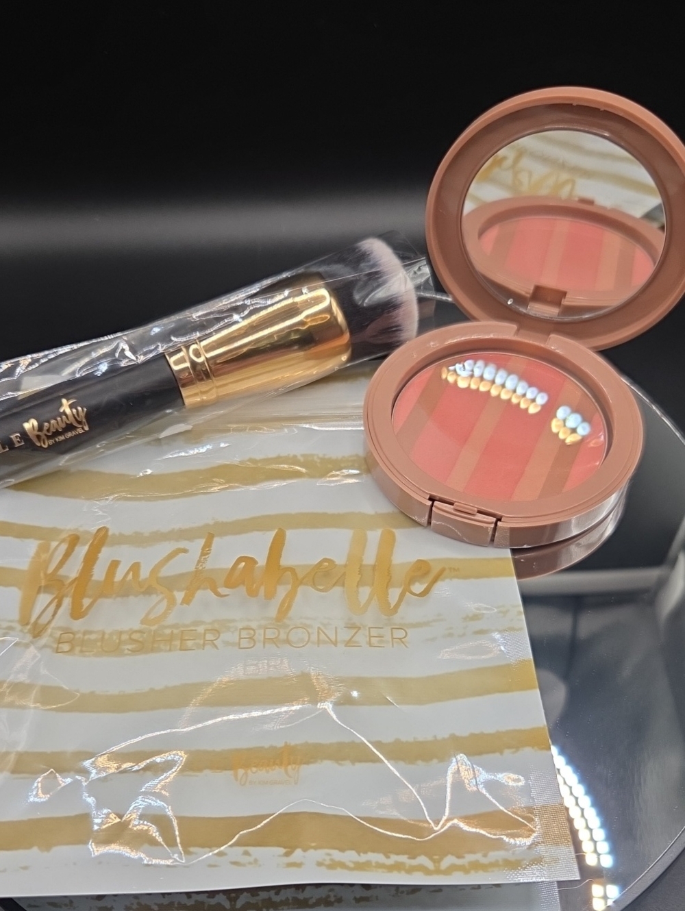 NWT Belle Beauty Mini Bundle Coral Crush